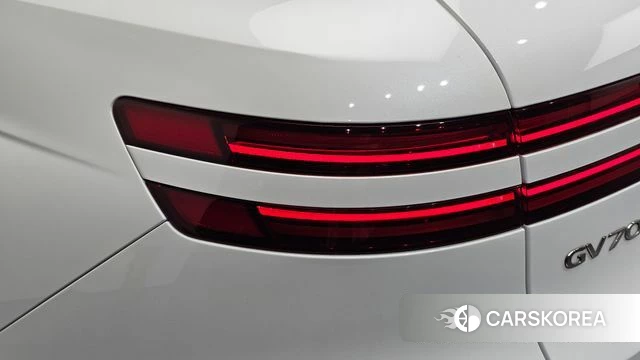 Genesis GV70 id 4501121 из Кореи 15