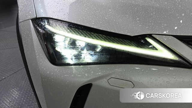 Lexus UX250h id 4351065 из Кореи 15