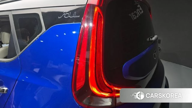 Kia Soul Booster EV id 4363099 из Кореи 15