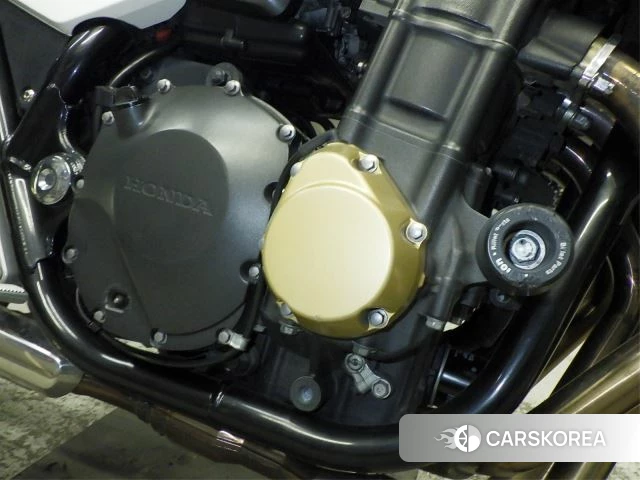 Проданный Honda CB1300SF BOLDOR ABS id 4011841 из Японии, фото 15