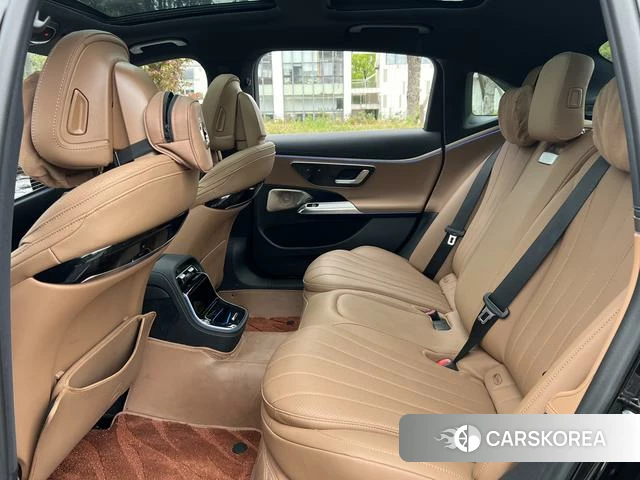 Mercedes-Benz E-class id 4239829 из Китая 15