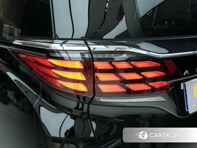 Toyota Elfa id 4358950 из Китая 15