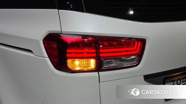 Kia All New Carnival id 4937817 из Кореи 15