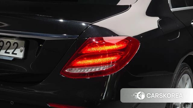Mercedes-Benz E-Class W213 id 4693808 из Кореи 15