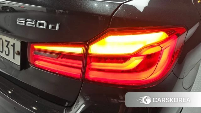 BMW 5 Series (G30) id 4384437 из Кореи 15