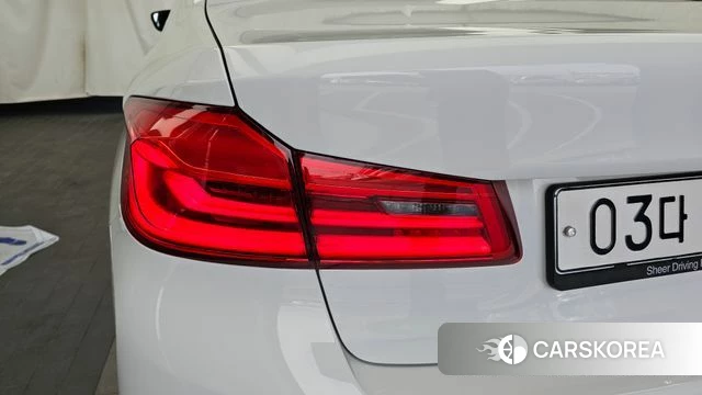BMW 5 Series (G30) id 4536833 из Кореи 15