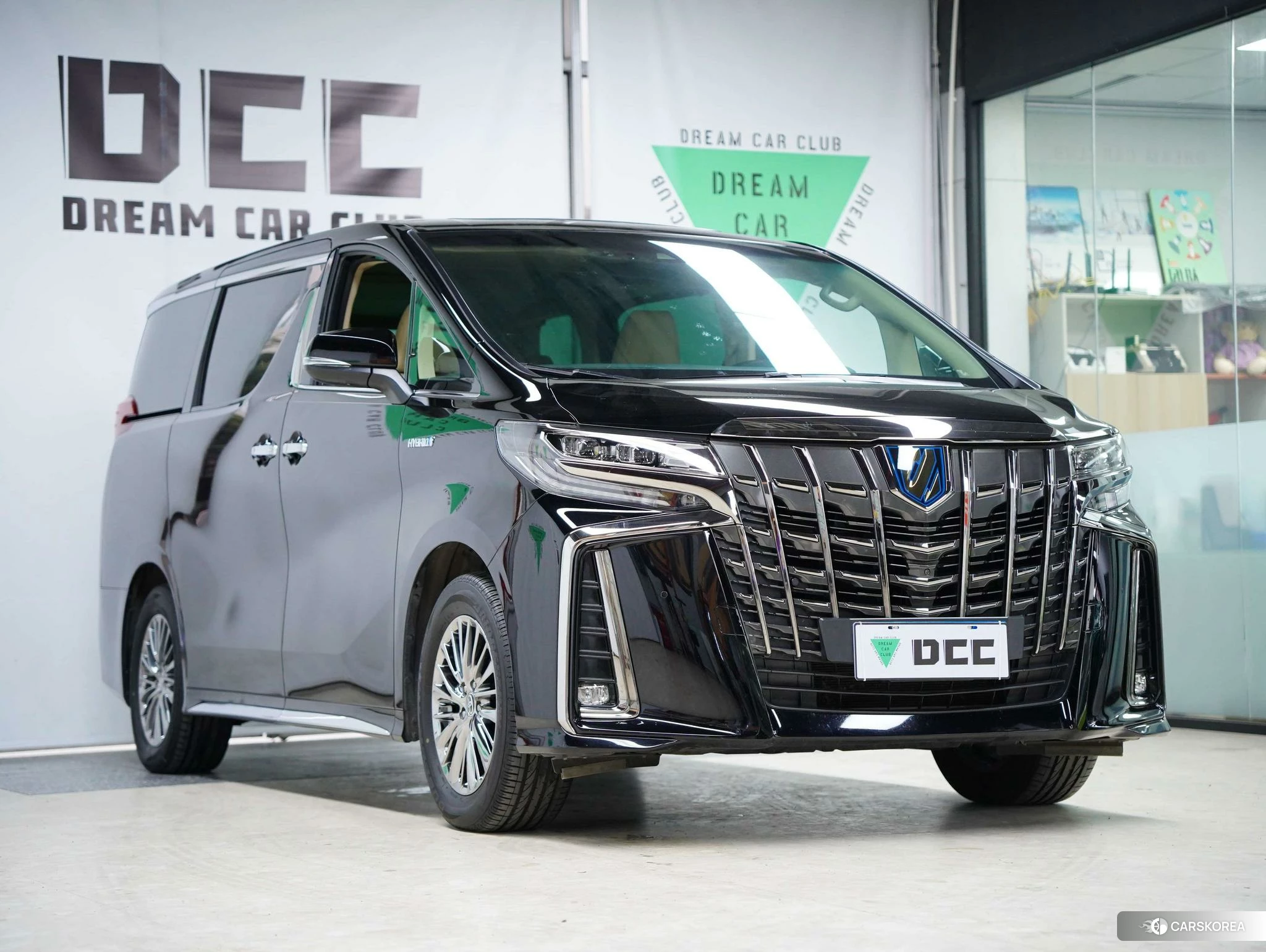 Toyota Elfa id 4511019 из Китая 15