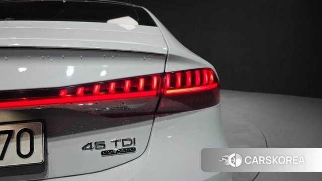 Audi A7 (4K) id 4608838 из Кореи 15
