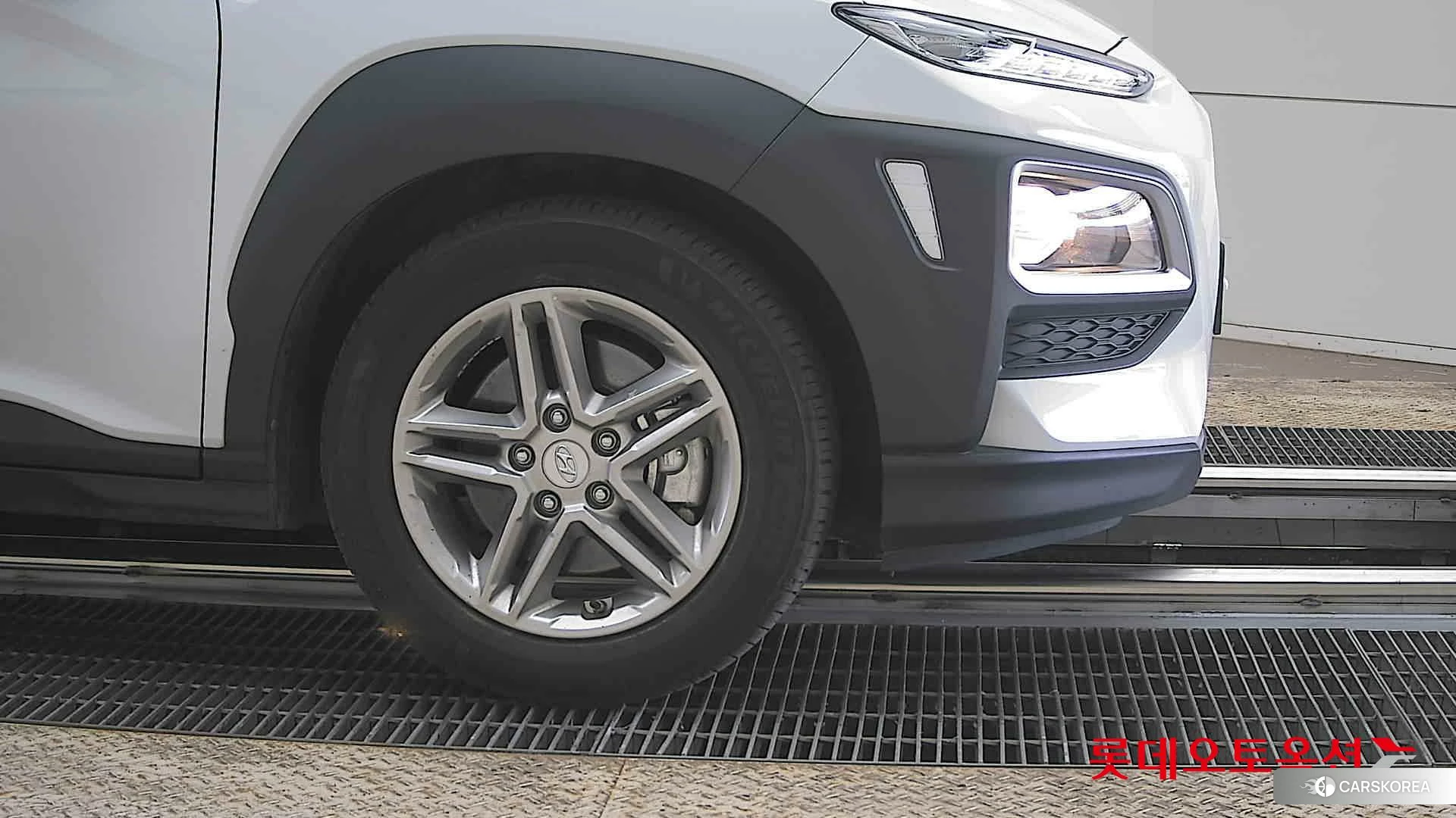 Hyundai Kona id 3882079 из Кореи 15