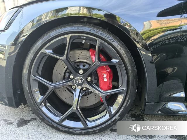 Audi RS 5 id 4256883 из Китая 15
