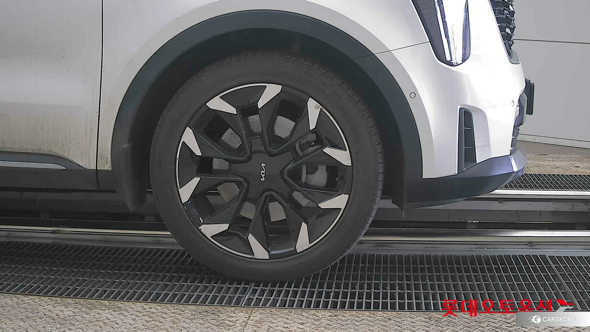 Kia Sorento id 3882090 из Кореи 15