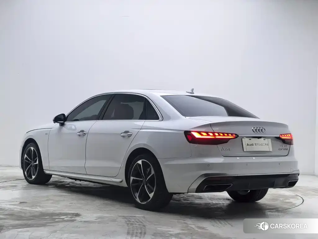 Audi A4L id 4606840 из Китая 15