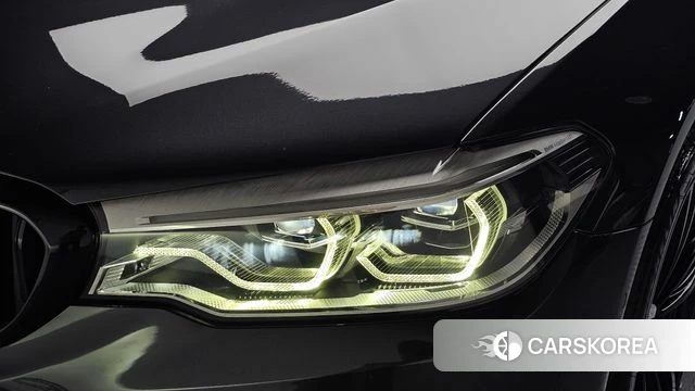 BMW 5 Series (G30) id 4836597 из Кореи 15