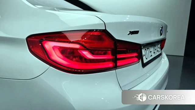 BMW 5 Series (G30) id 4246208 из Кореи 15