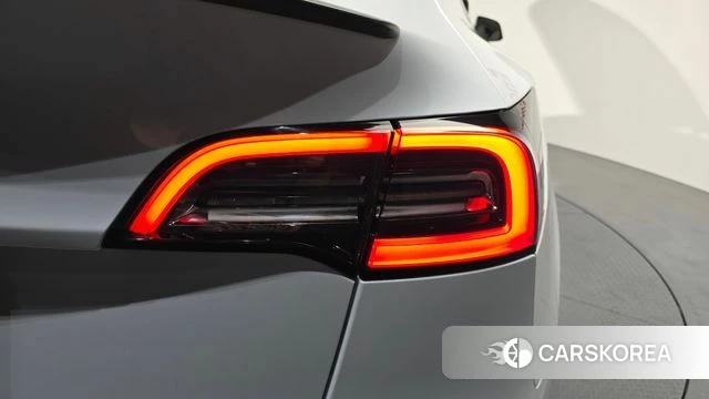 Tesla Model Y id 4474728 из Кореи 15