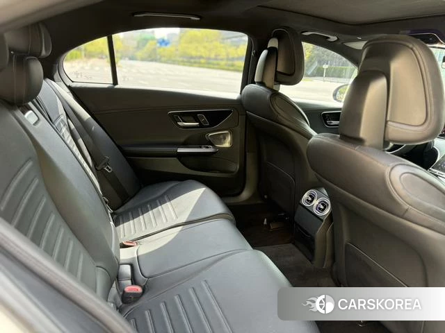 Mercedes-Benz Class C id 4256756 из Китая 15