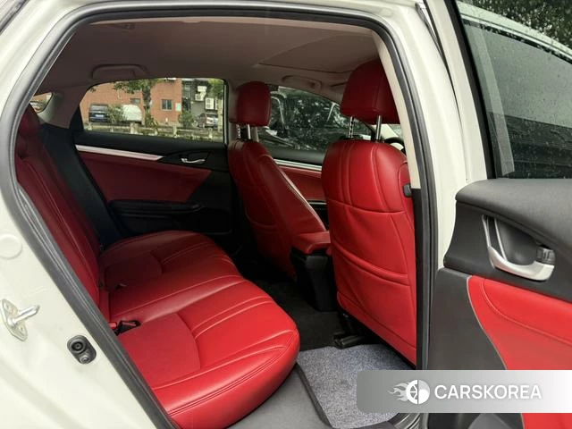 Honda Civic id 4341890 из Китая 15
