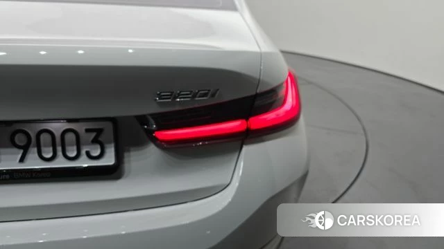 BMW 3 Series (G20) id 4528135 из Кореи 15