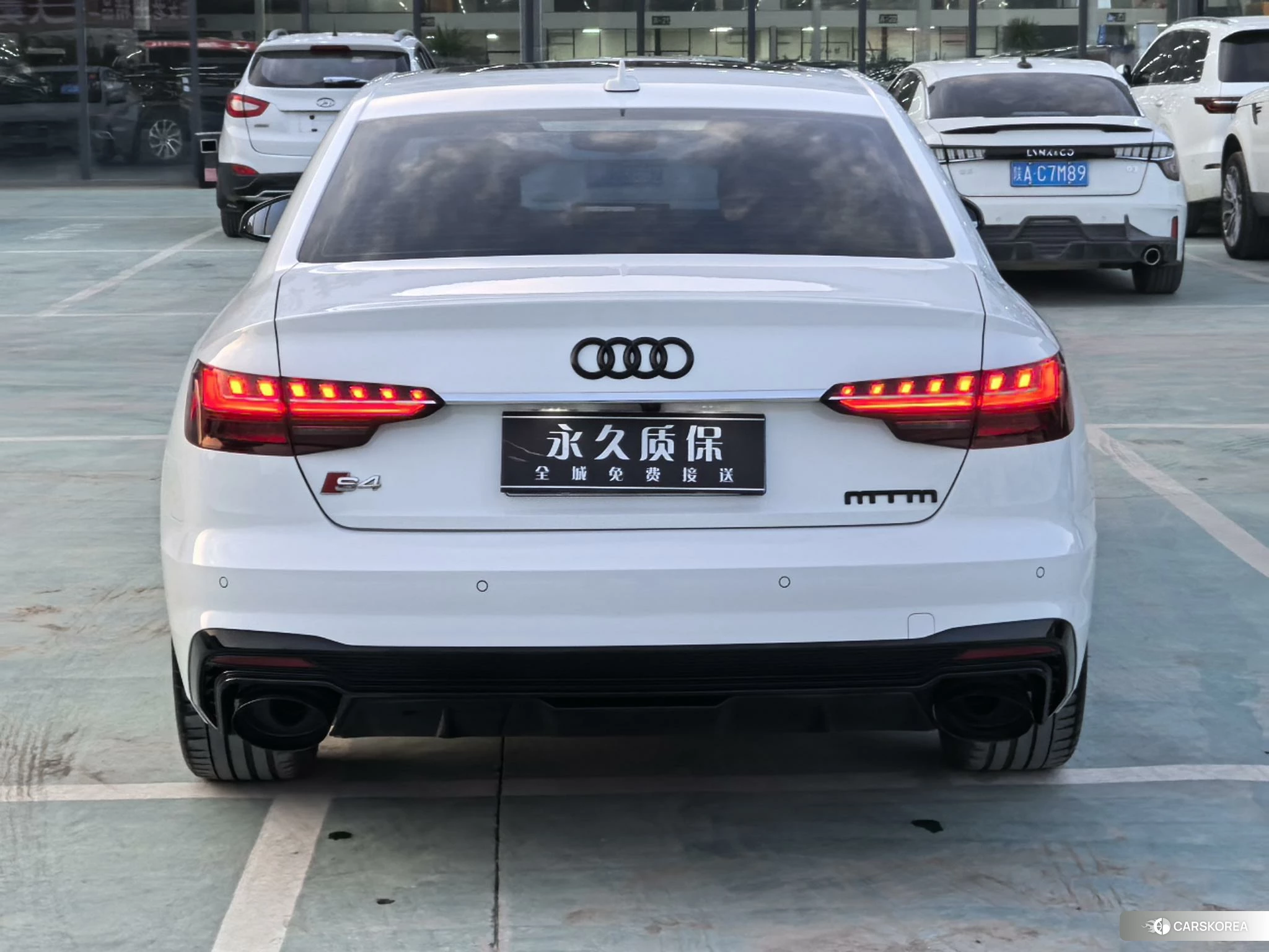 Audi A4L id 4467517 из Китая 15