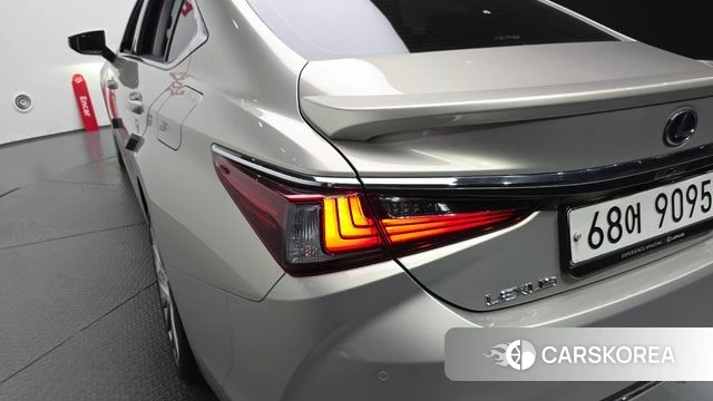 Lexus ES300h 7th generation id 4525591 из Кореи 15