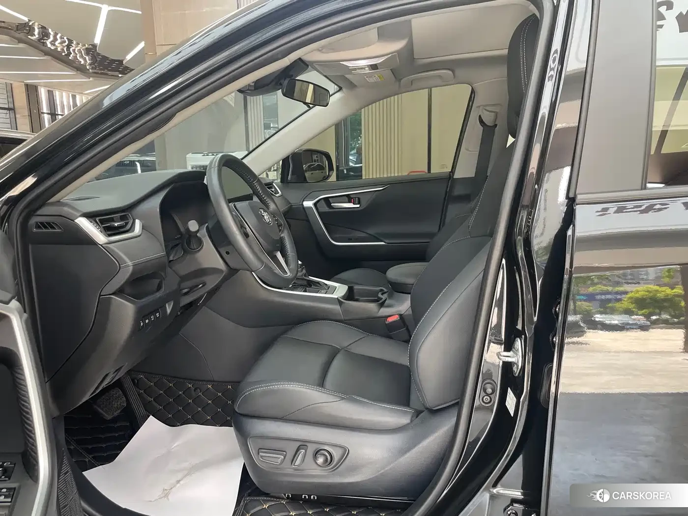 Toyota Wildlander id 4653949 из Китая 15