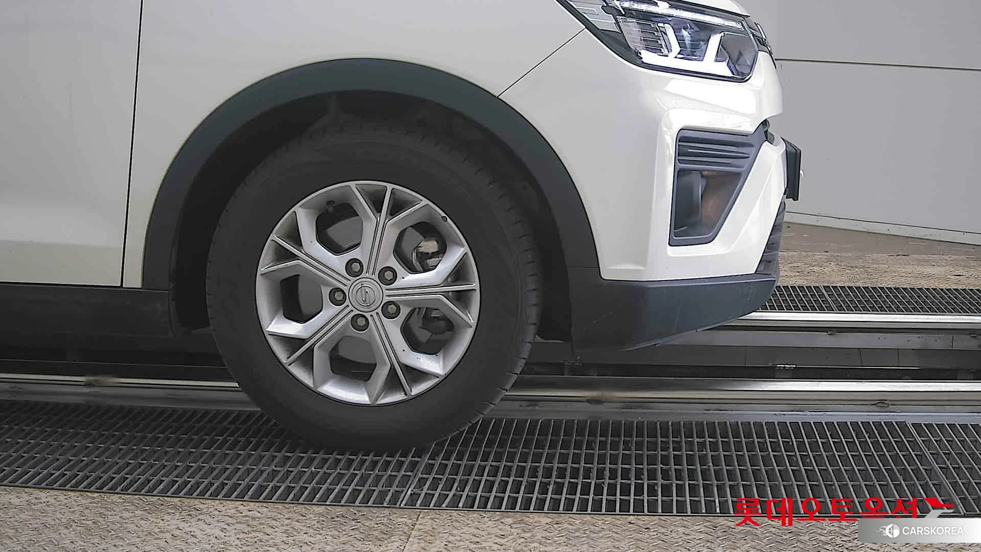 SsangYong Tivoli id 3869455 из Кореи 15