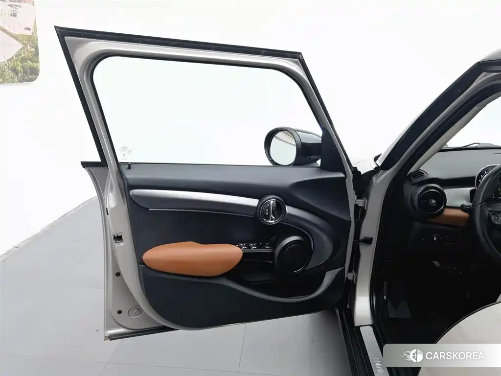 MINI Cooper id 4554055 из Китая 15