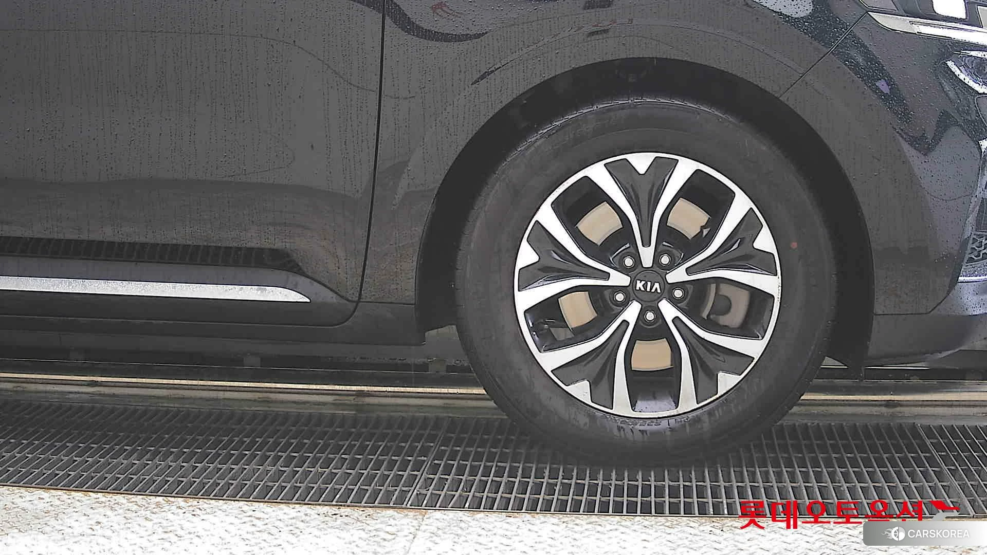Kia Carnival id 4352408 из Кореи 15