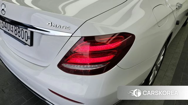 Mercedes-Benz E-Class W213 id 4304628 из Кореи 15