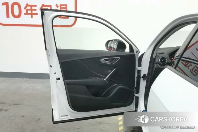 Audi Q2L id 4291524 из Китая 15