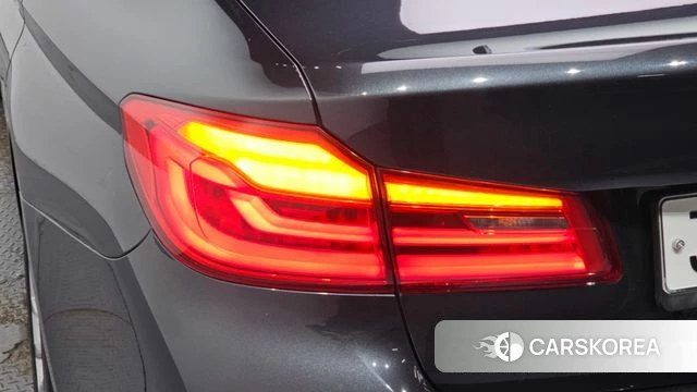 BMW 5 Series (G30) id 4737645 из Кореи 15