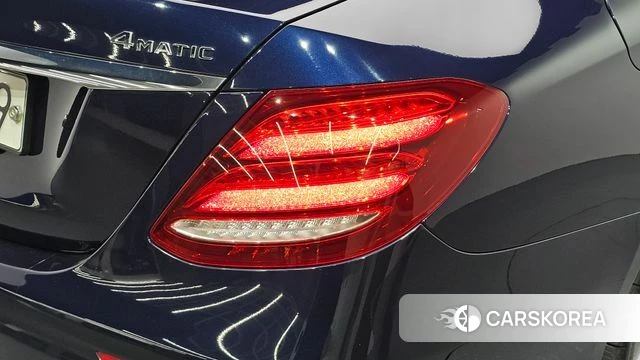 Mercedes-Benz E-Class W213 id 4759828 из Кореи 15