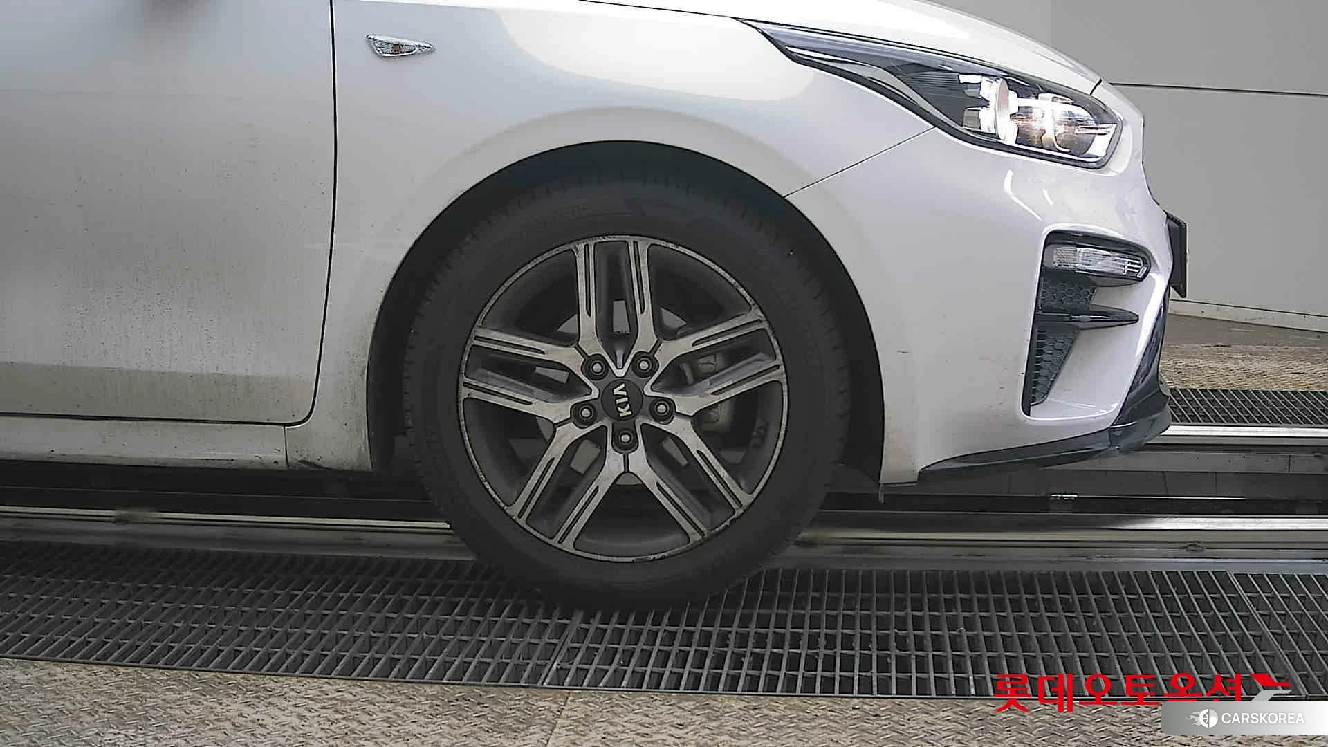 Kia K3 id 3875780 из Кореи 15