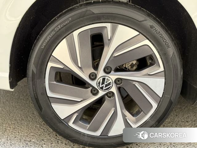 Volkswagen Bora id 4306937 из Китая 15