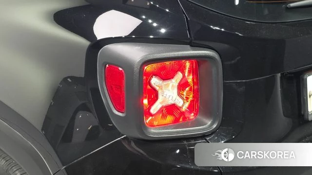 Jeep Renegade id 4581844 из Кореи 15