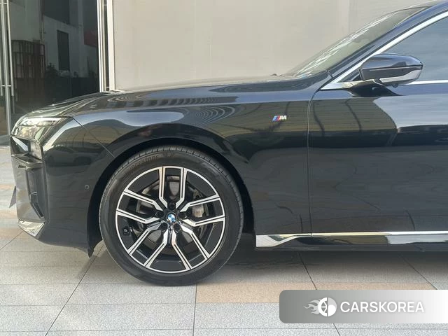 BMW 7 series id 4299685 из Китая 15