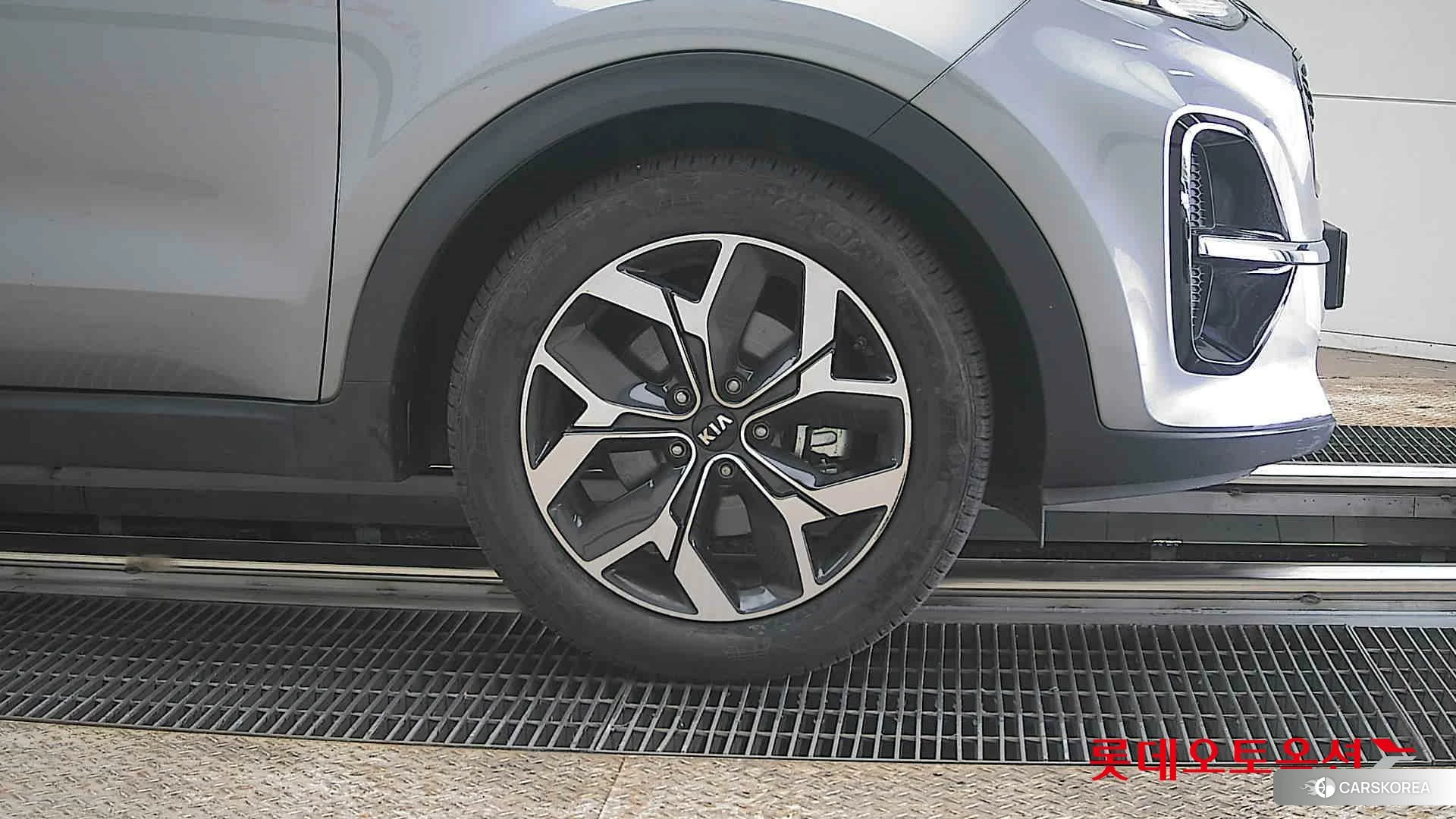 Kia Sportage id 3875738 из Кореи 15