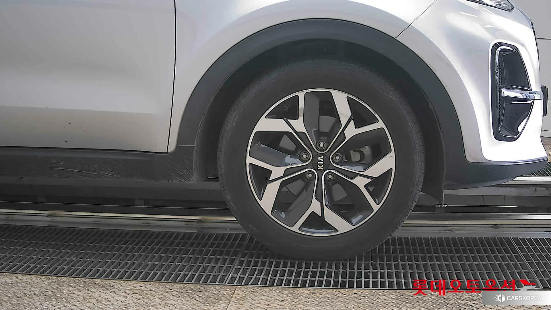 Kia Sportage id 3875720 из Кореи 15