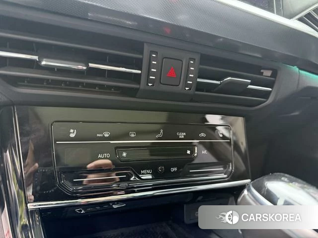 Volkswagen Passat id 4259029 из Китая 15