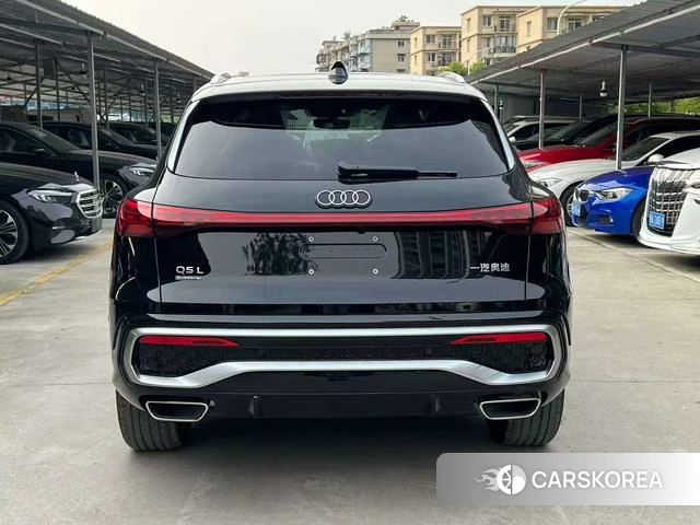 Audi Q5L id 4236167 из Китая 15