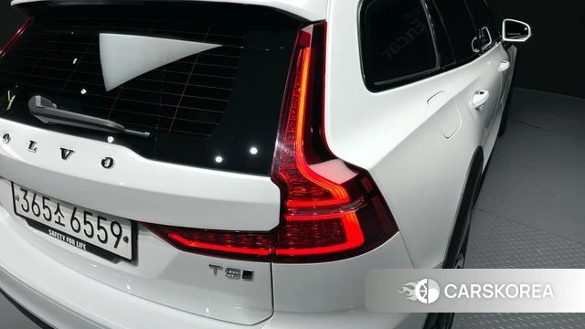 Volvo V60 Cross-Country 2nd Generation id 4310335 из Кореи 15