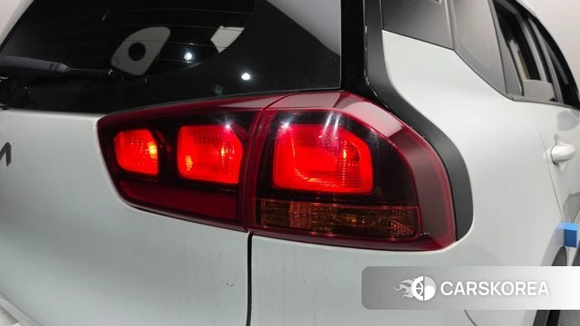 Kia Niro Plus id 4854140 из Кореи 15