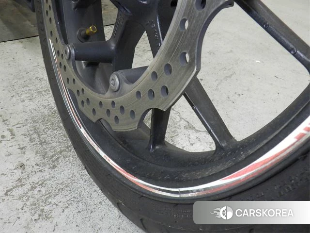 Проданный Honda CBR400R id 3999920 из Японии, фото 15