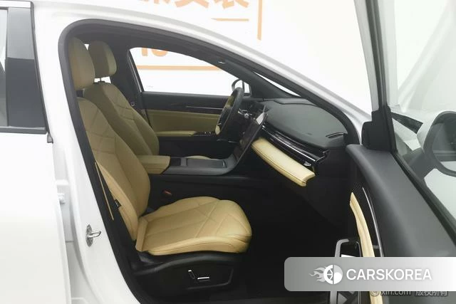 Geely Galaxy Galaxy L6 id 4254291 из Китая 15