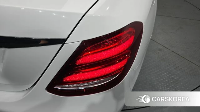 Mercedes-Benz E-Class W213 id 4402815 из Кореи 15