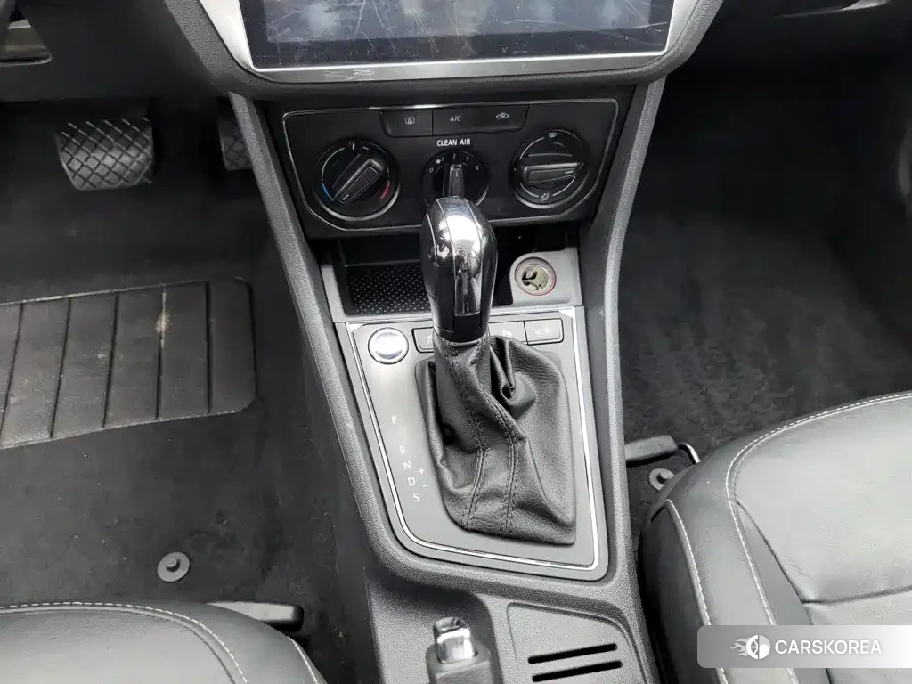 Volkswagen Lavida id 4565359 из Китая 15
