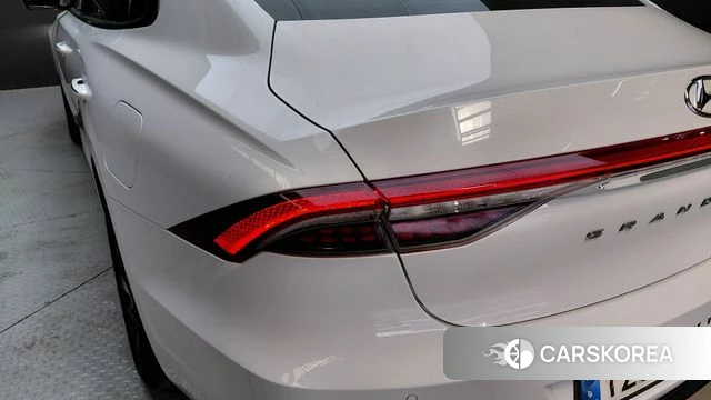 Hyundai The New Grandeur IG Hybrid id 4697246 из Кореи 15