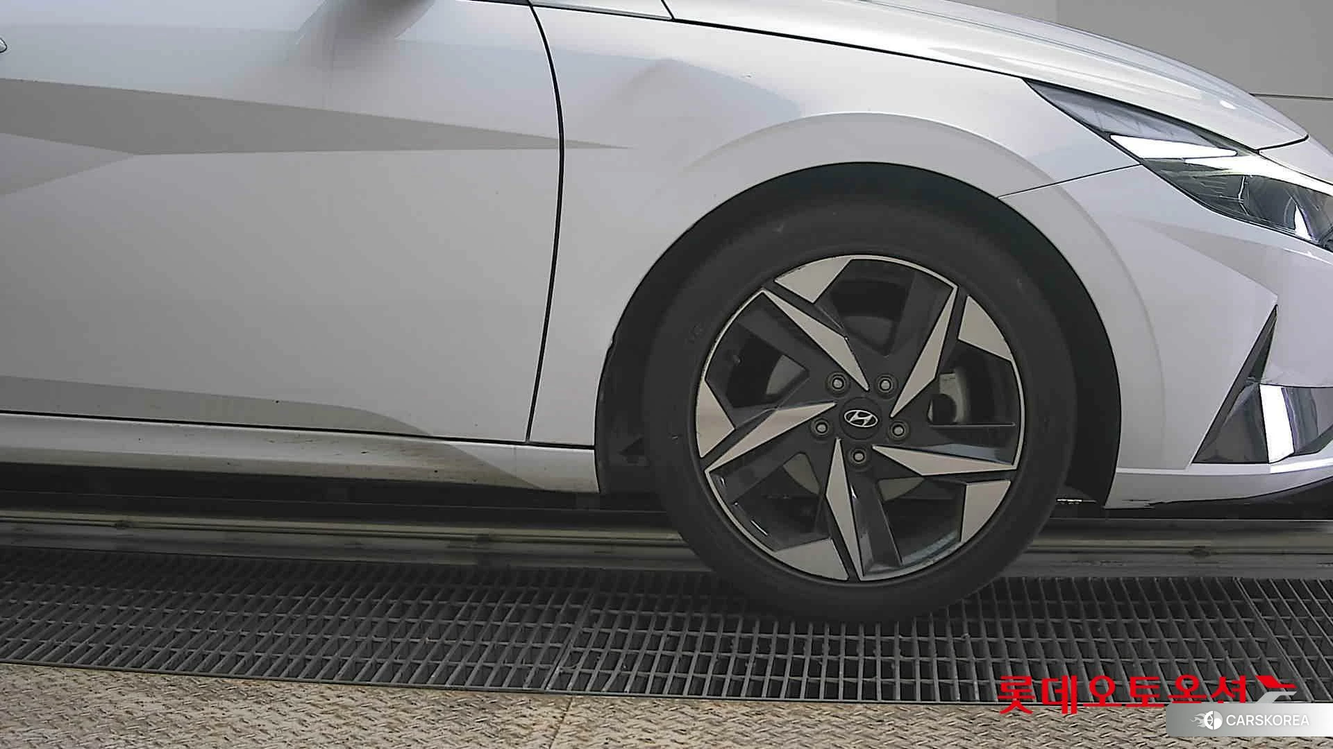 Hyundai Avante id 3888336 из Кореи 15