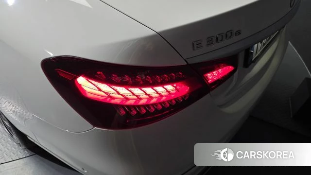 Mercedes-Benz E-Class W213 id 4283609 из Кореи 15