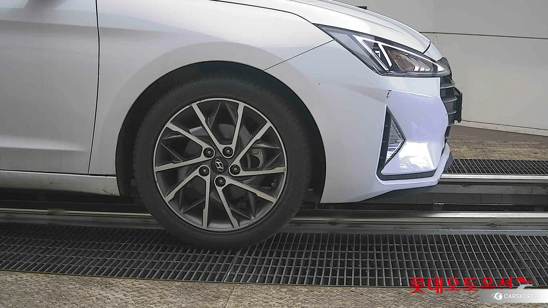 Hyundai Avante id 3869376 из Кореи 15